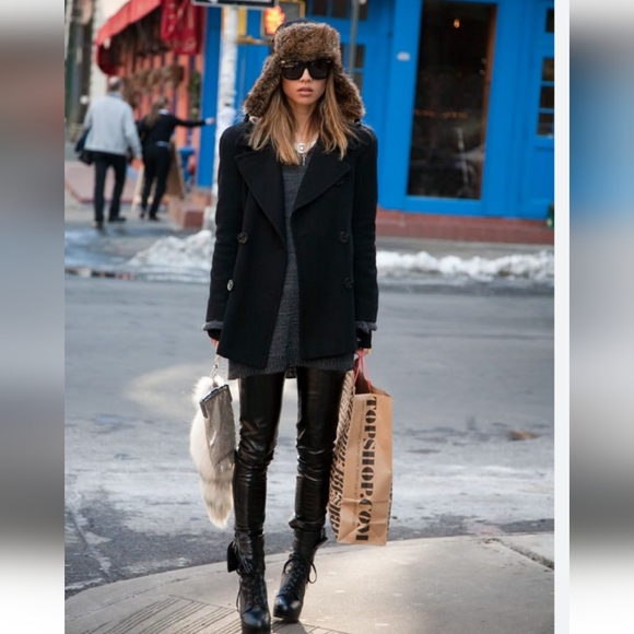 Woolsey new trappers sheep skin hat. Black can be worn 2 ways - Picture 14 of 14